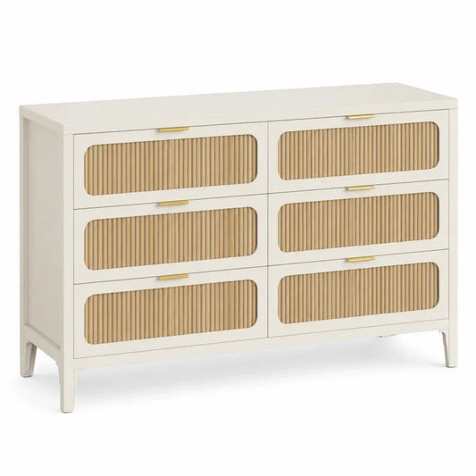 Cómoda rectangular de 6 cajones MDF lacado color marfil frentes de ratán natural acanalado tiradores de latón 140 cm x 45 cm x 80 cm